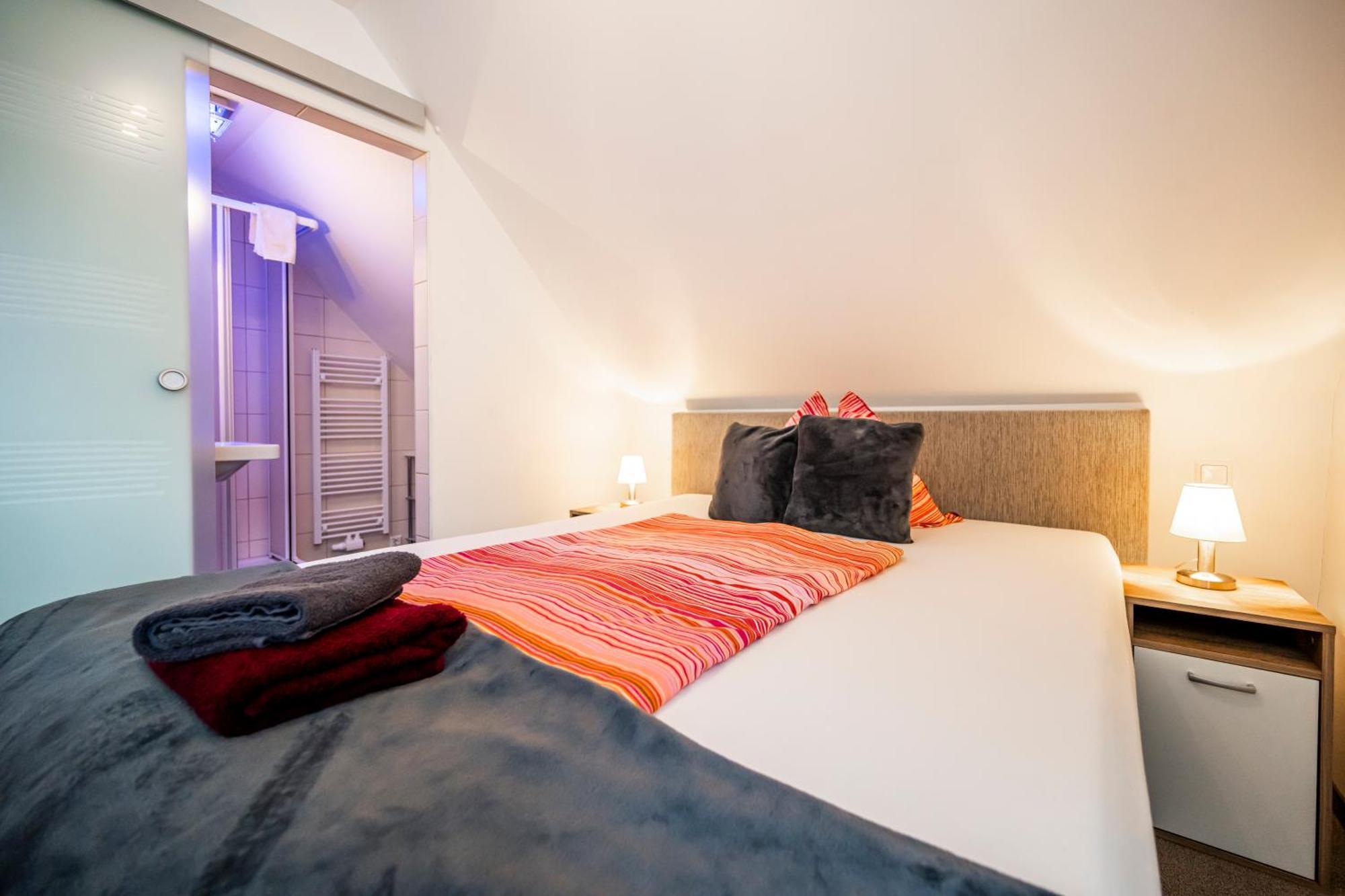 Die Schlafstube - Bed & Breakfast Цельтвег Экстерьер фото
